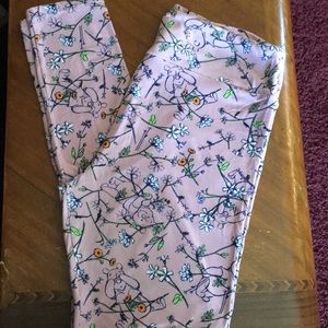 Lularoe Disney TC Winnie the Pooh leggings